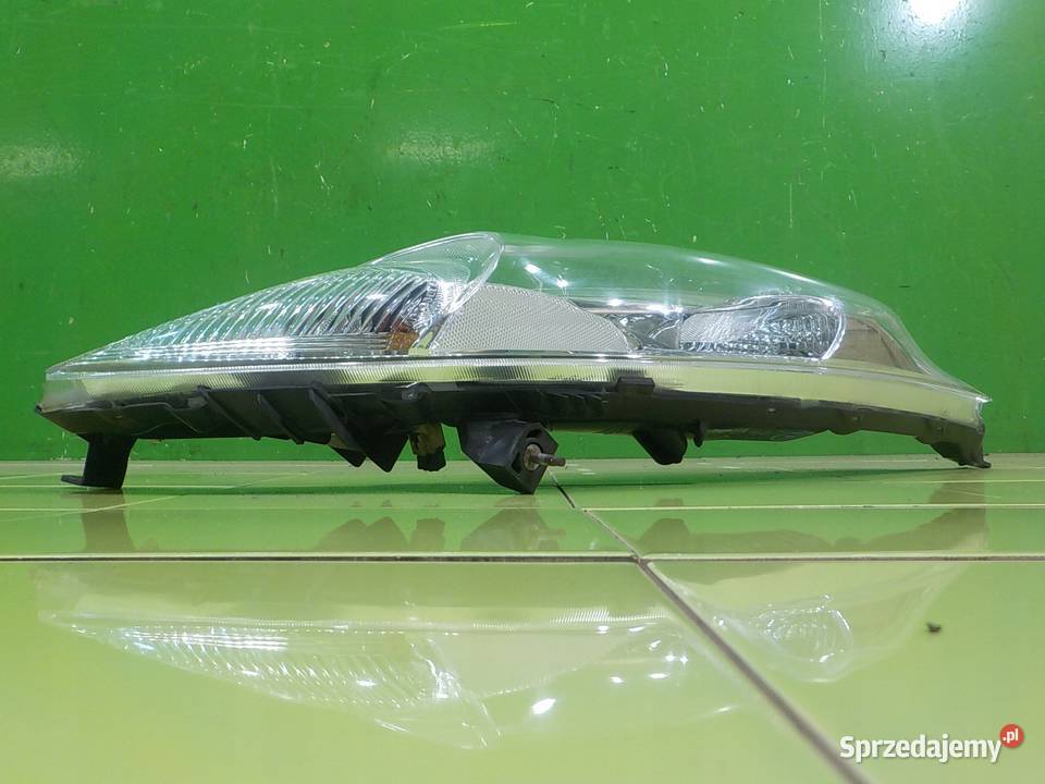 NISSAN JUKE I F15 16 B 10r lampa lewa przod Suków