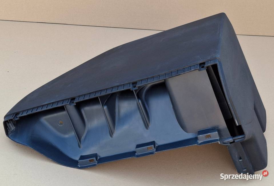 VOLVO FH4 FH5 KOMIN WLOT POWIETRZA 22724320 Bieleń sprzedam