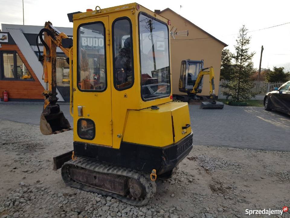Minikoparka mini koparka TAKEUCHI TB15A BRUTTO Rok produkcji 1994 Koparko ładowarki Złoczew