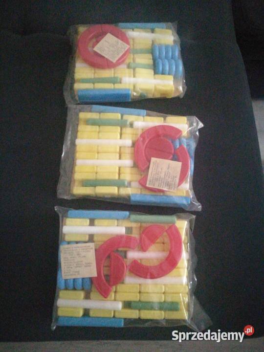 Klocki konstrukcyjne plastykowe zabawki z prl