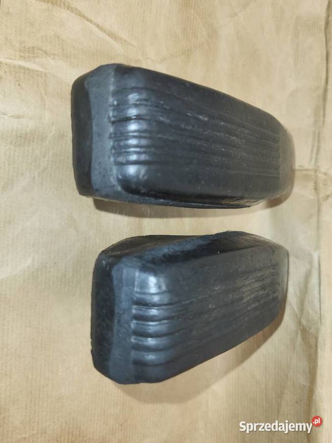 Wartburg 353 Nowe kły zderzaka gumowe para Piaseczno