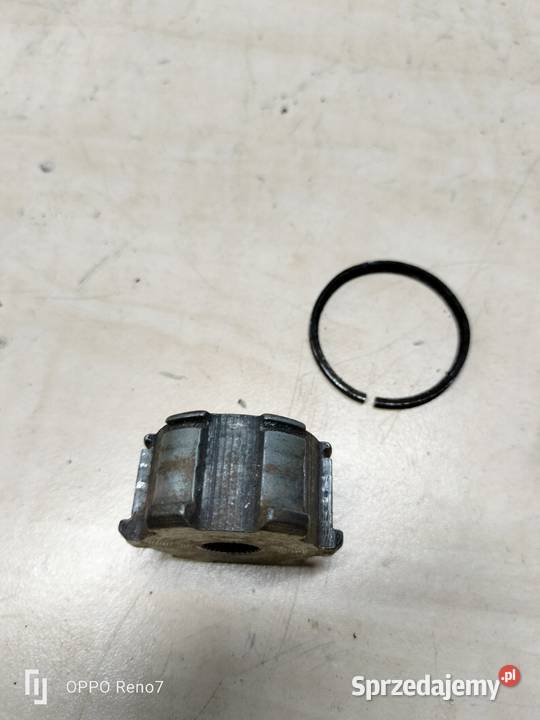 Zabierak sprzęgła z rowkiem Komar motorynka Łubno