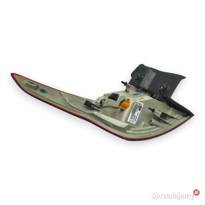 LAMPA PRAWA Ford Kuga mk2 1216r tylna tylnia