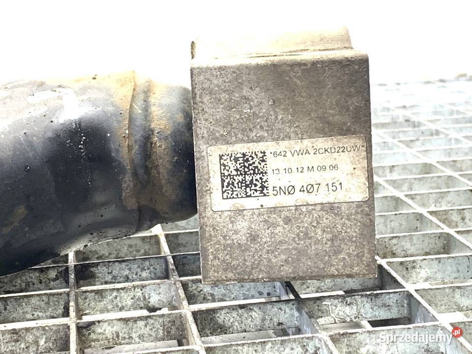 WAHACZ LEWY PRZÓD VW PASSAT B7 Kombi 1015 osobowe podkarpackie