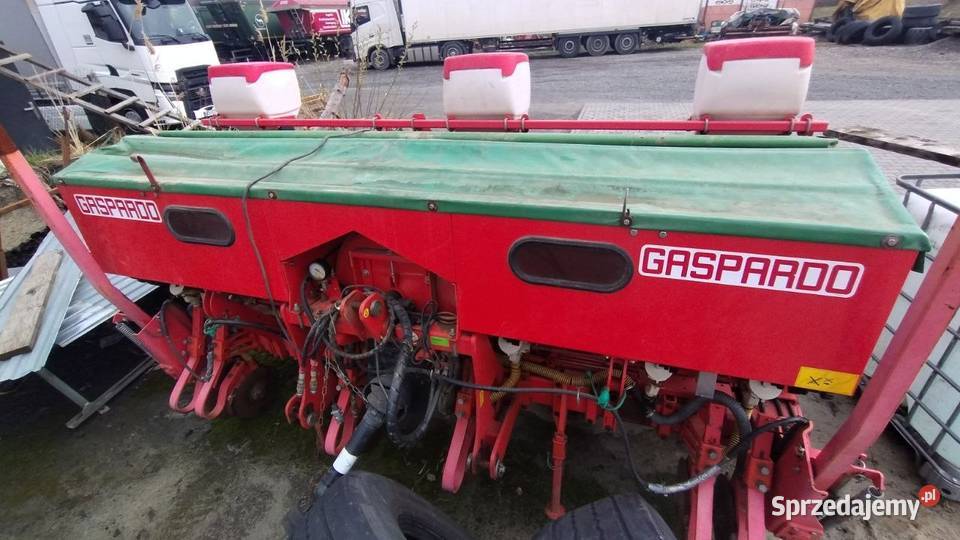 Siewnik GASPARDO 6rzędowy do kukurydzy Iskrzynia