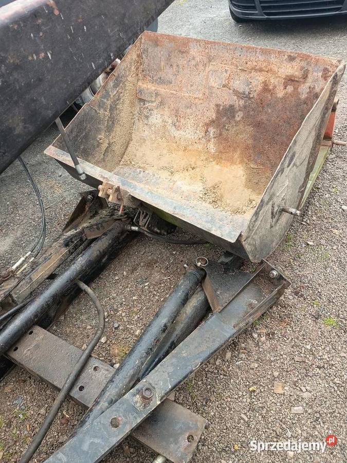 Tur ładowacz czołowy 2 sekcyjny do Ursus C360 nieuszkodzony