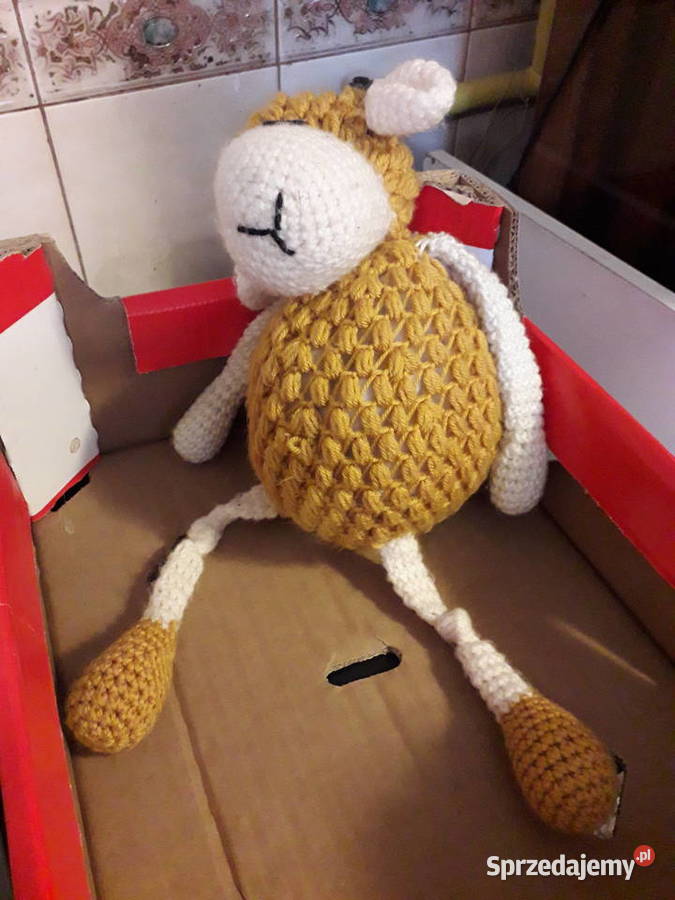 Maskotka owca z włóczki Warszawa