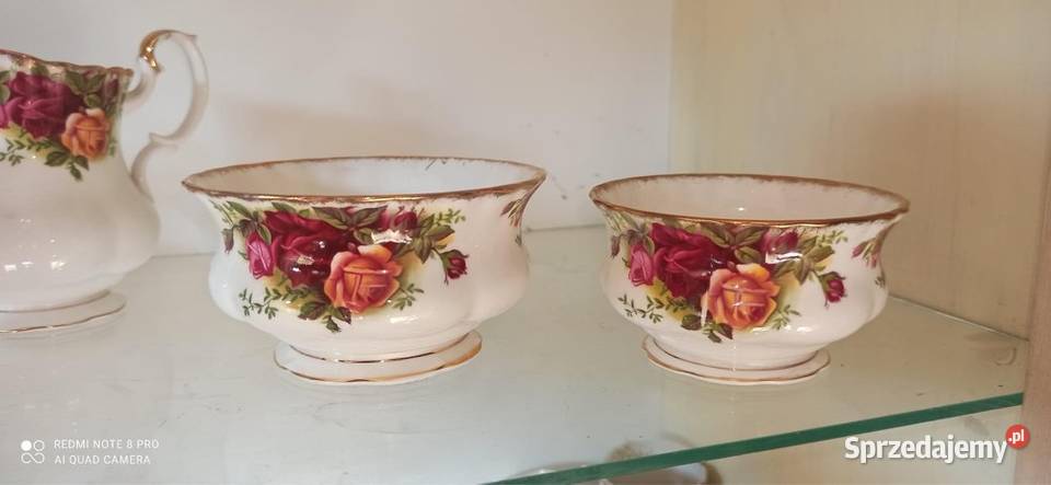 Talerzyk deserowy Old Country Roses Royal Albert Gdańsk
