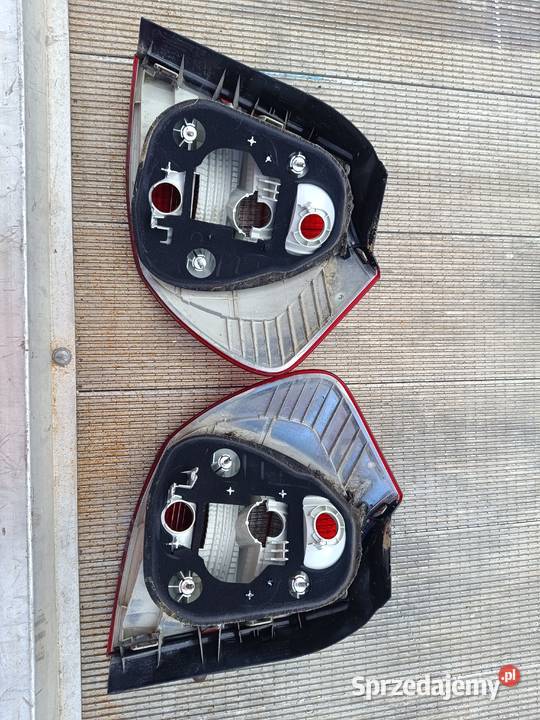 Lampy tył komplet BMW e81 e87