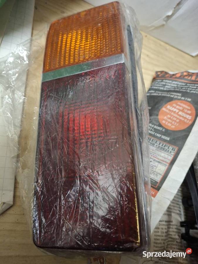 FIAT 125p PICKUP LAMPY