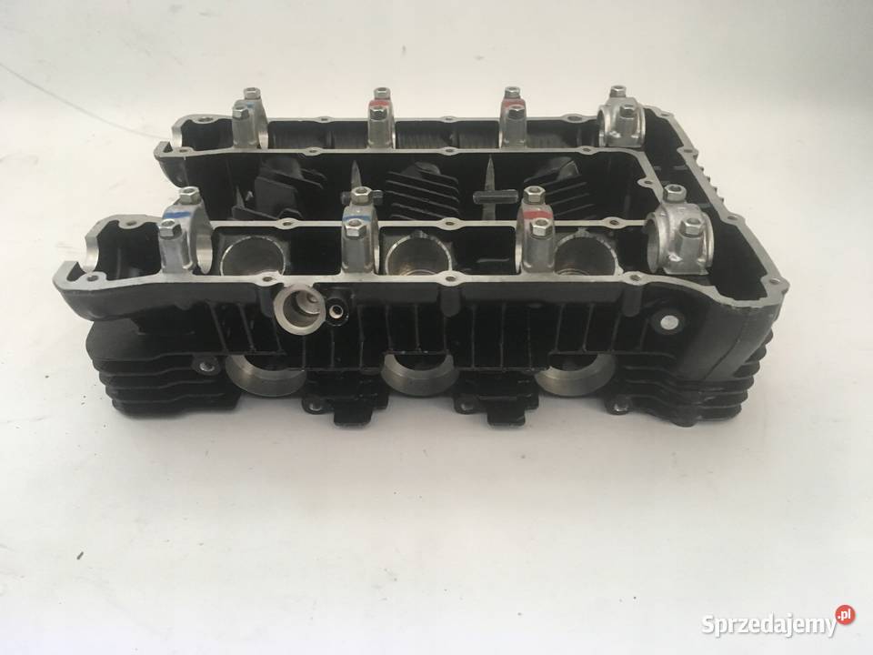 YAMAHA XS 750 7983 Głowica 2F31111000 Cylindry, głowice, pierścienie Łobżenica sprzedam