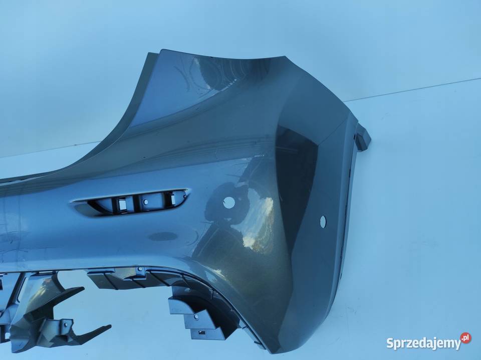 ZDERZAK TYLNY TYŁ INFINITI Q30