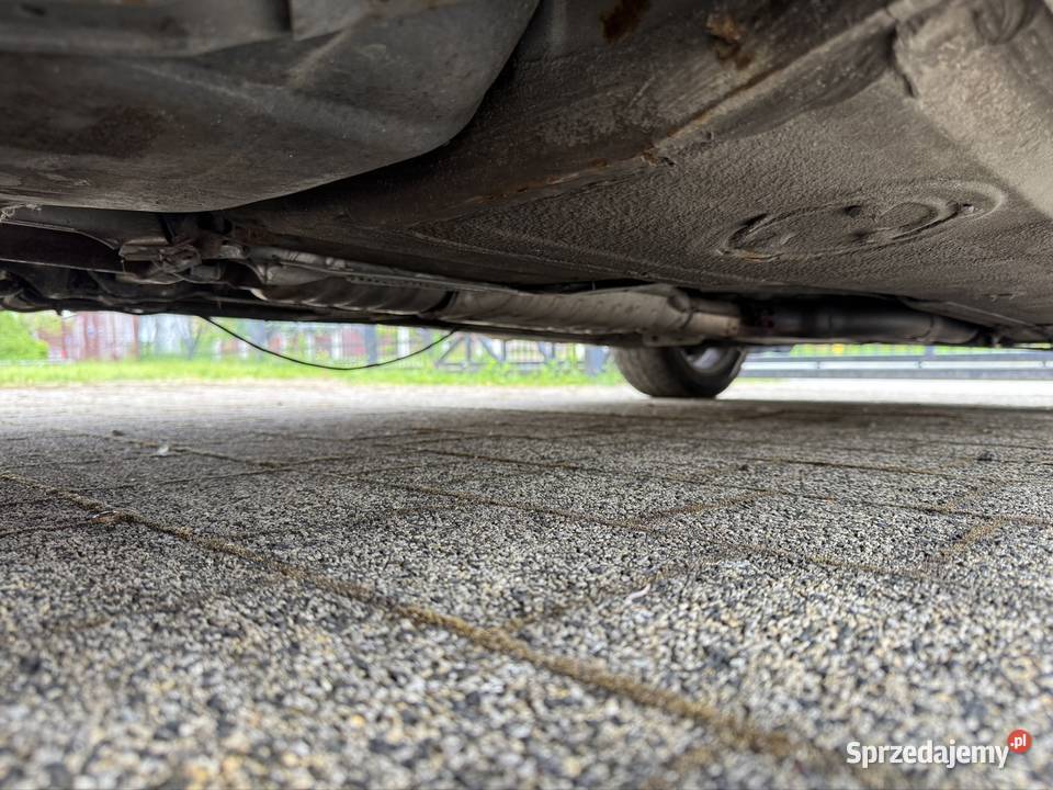 Bmw 320i brak rdzy cała w oryginale rarytas
