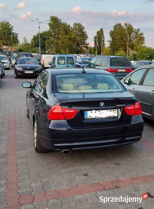 BMW E90 320i LCI 2009 Seria 3
