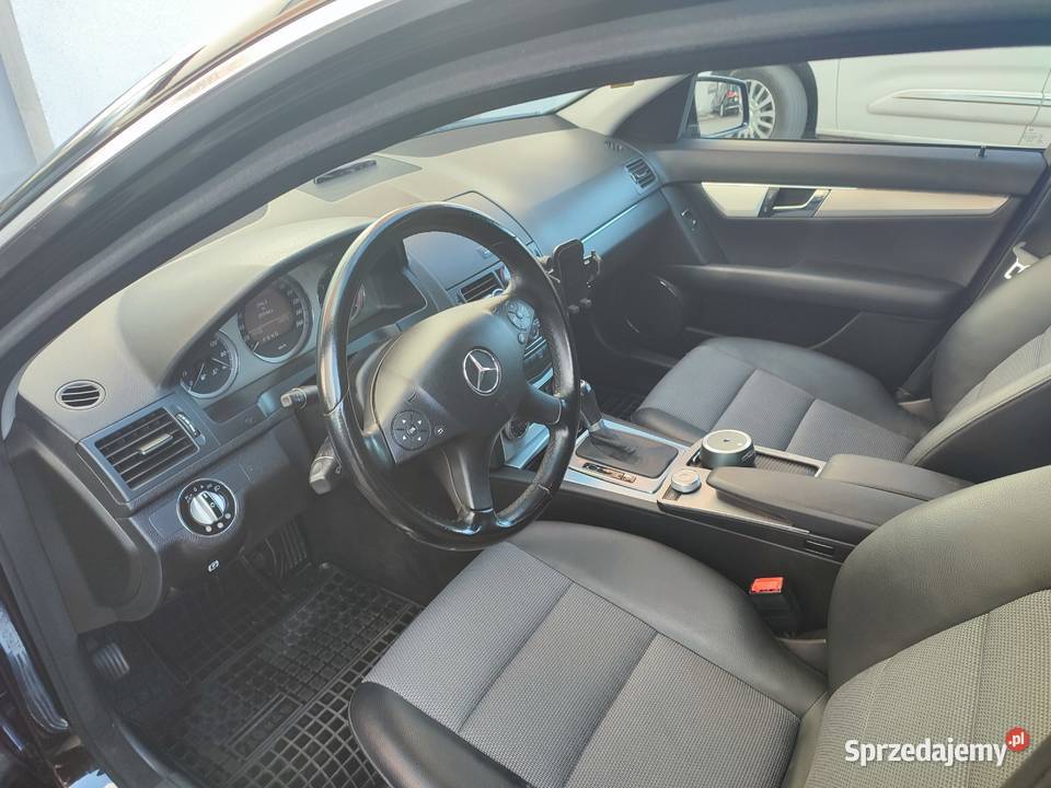 MercedesBenz klasa C W 204 32 CDI 2008r Gdynia