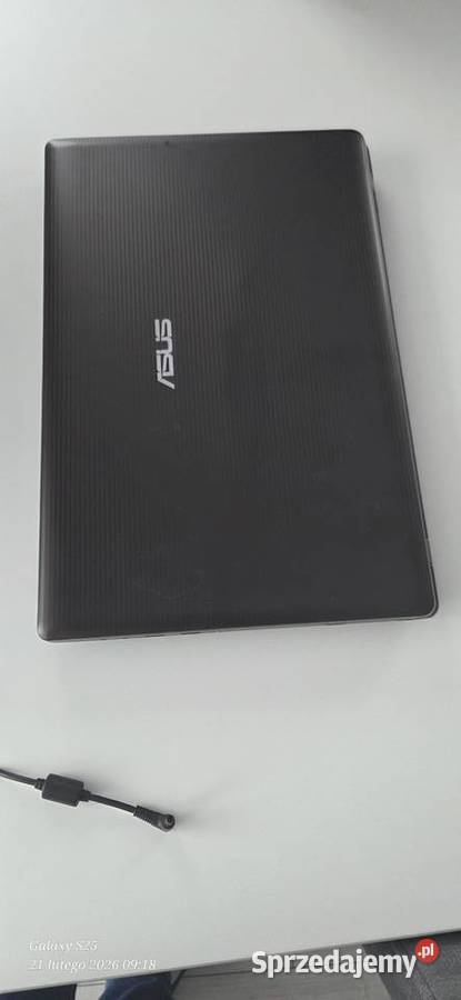 Laptop Asus 16-16.9"