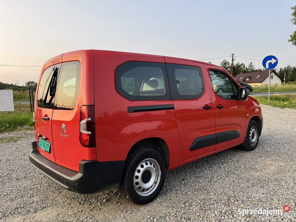 PEUGEOT PARTNER Automat 65 przebiegu 1500cm3 Krosno sprzedam