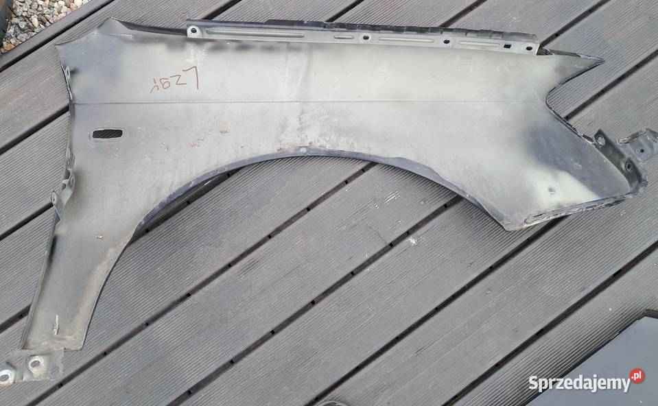 AUDI A4 S4 B7 BŁOTNIK PRWY LZ9Y Wrocław