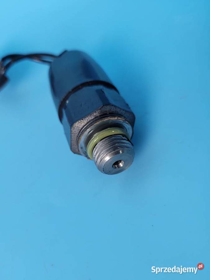 CASE IH PUMA 145 12r CZUJNIK CIŚNIENIA SKRZYNI sprzedam