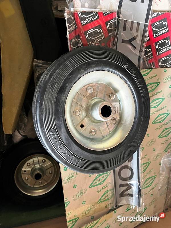 Syndyk sprzeda części i akcesoria rolnicze 70 Warszawa