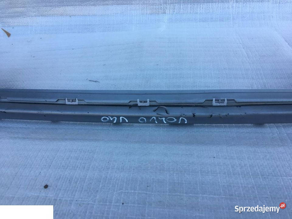 VOLVO V40 DOKŁADKA ZDERZAKA TYLNEGO 31347159 Kozubszczyzna sprzedam