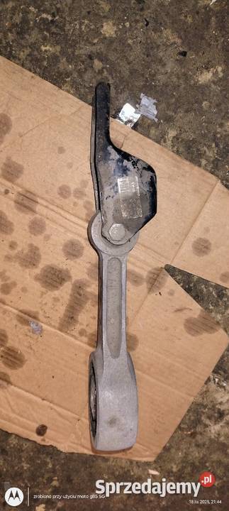 Łapa wspornik silnika skrzyni biegów Skoda Fabia osobowe Lubin