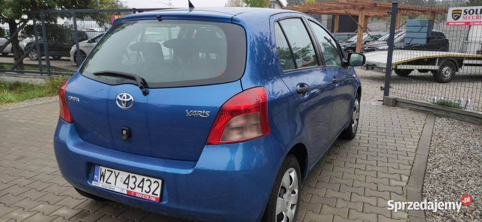 Toyota Yaris 13 l benz 5drzwi II 20052011