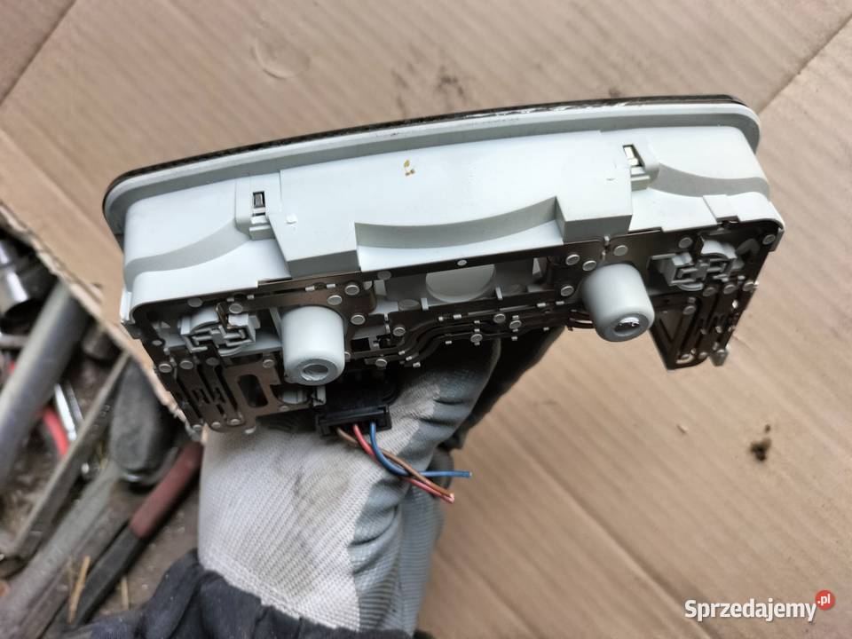 SEAT TOLEDO 2 MK2 LAMPKA PODSUFITKI osobowe Kamień-Kolonia