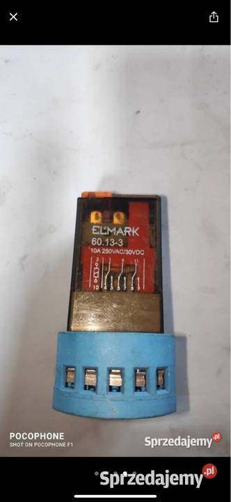 Przekaźnik firmy ELMARK typ 60133 z podstawą sprzedam