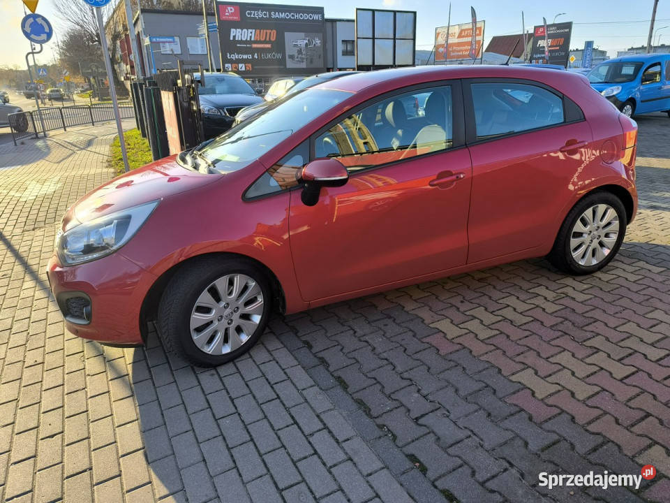 Kia Rio 14i 109 Klimatyzacja Kamera Navi III tempomat Łuków