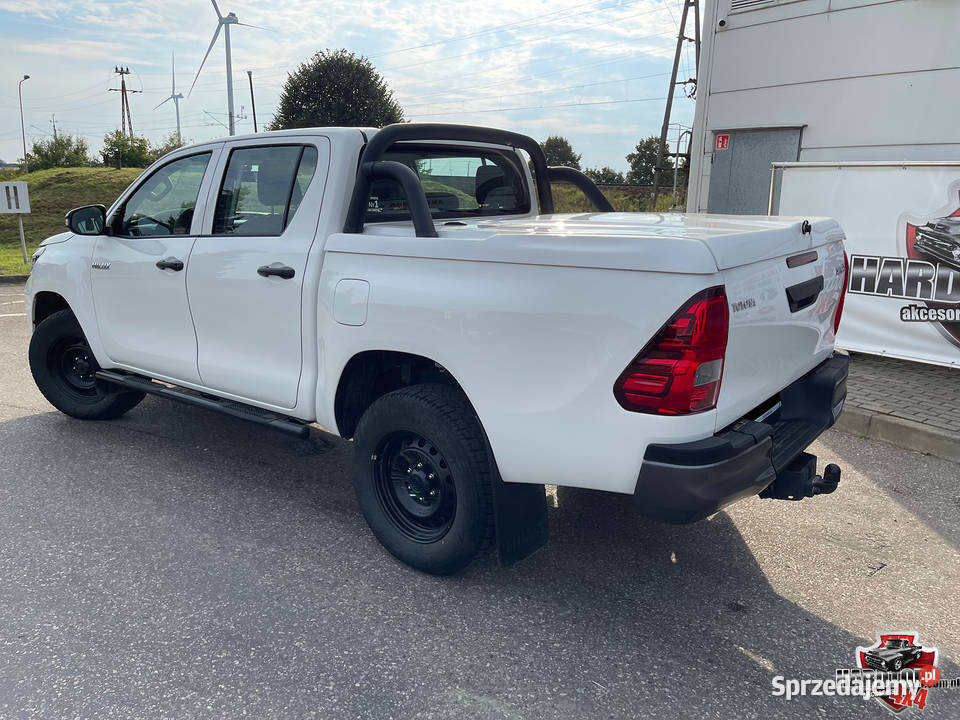 Orurowanie boczne TOYOTA HILUX rury progi Pasłęk