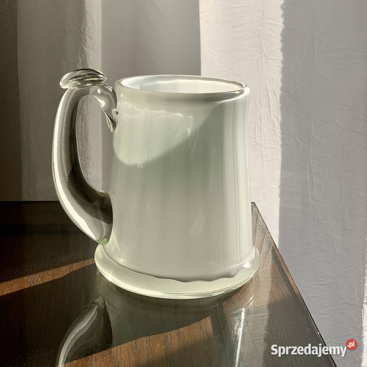 Kufel wazon Tarnowiec lattimo