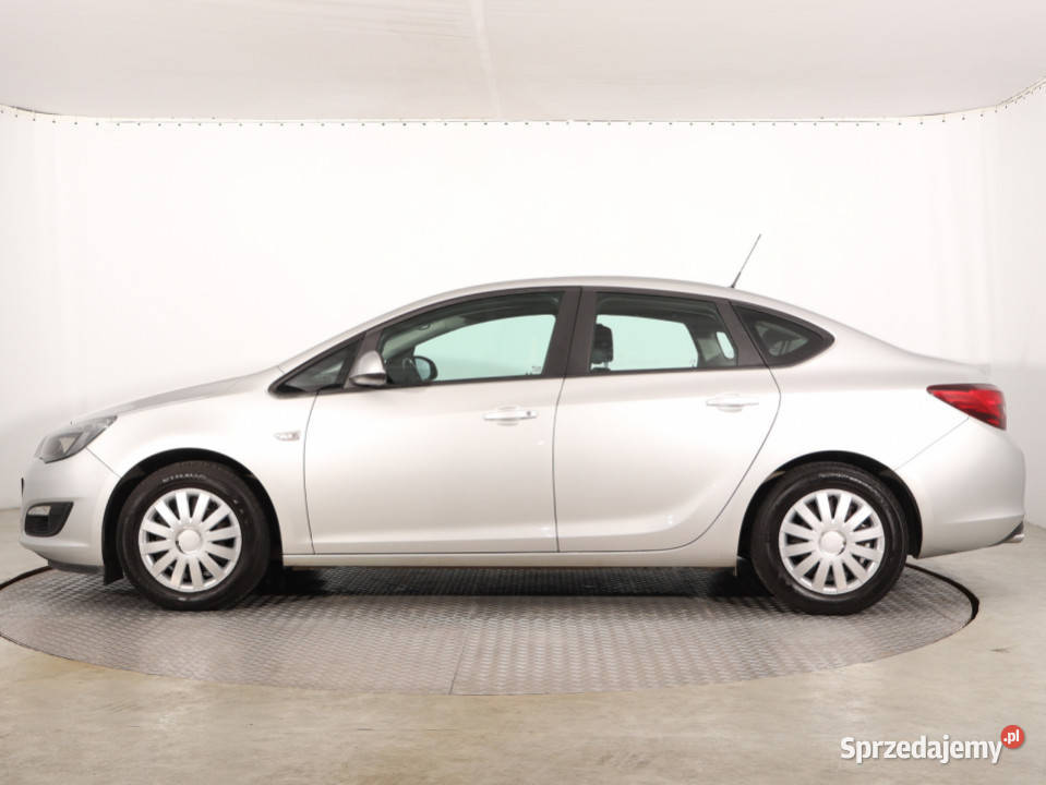 Opel Astra 14 T
