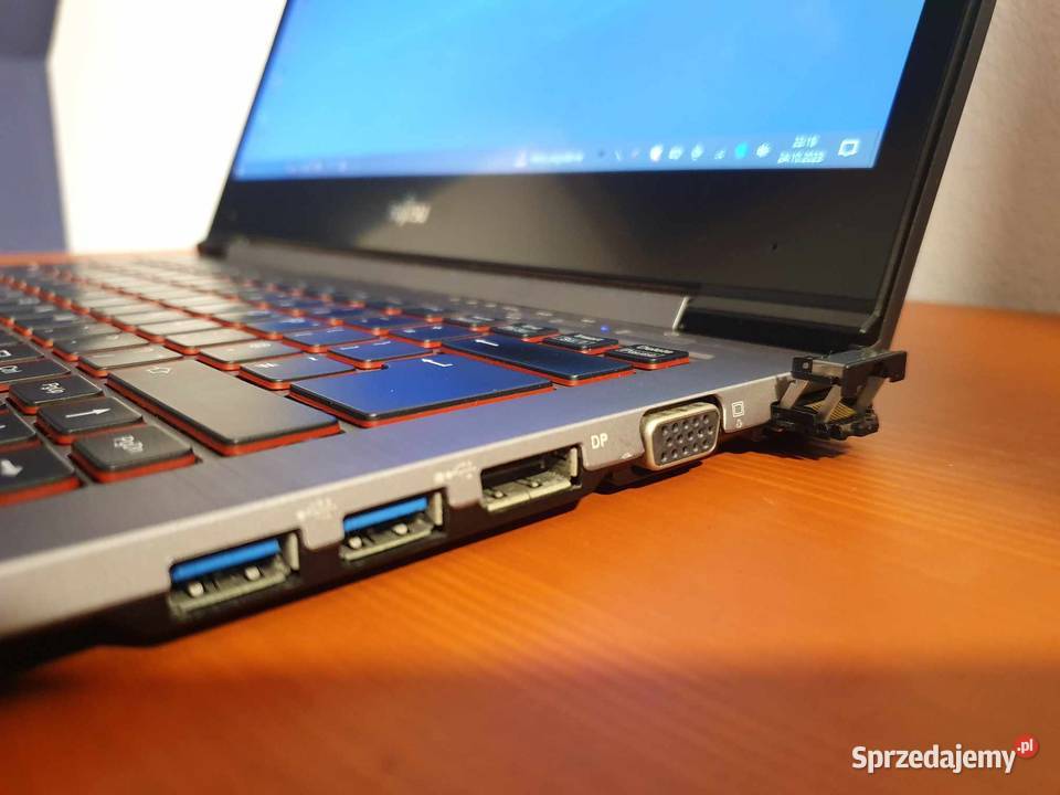 Laptop FUJITSU LIFEBOOK U745 i75th 12GB mazowieckie Wiązowna sprzedam