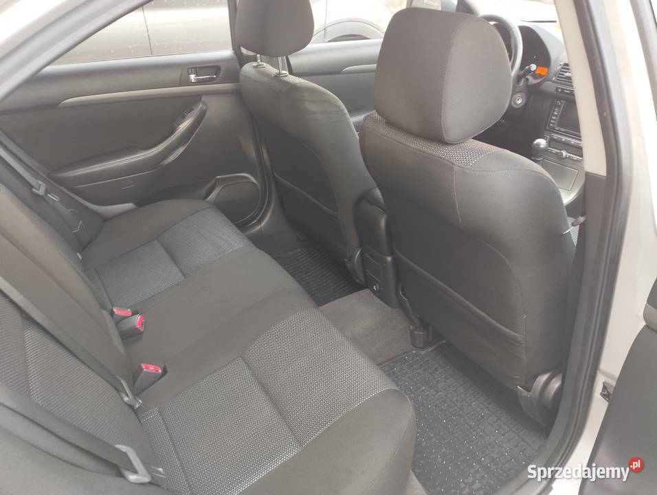 Toyota Avensis Navi Hak LIFT Długie opłaty wielofunkcyjna kierownica Warszawa