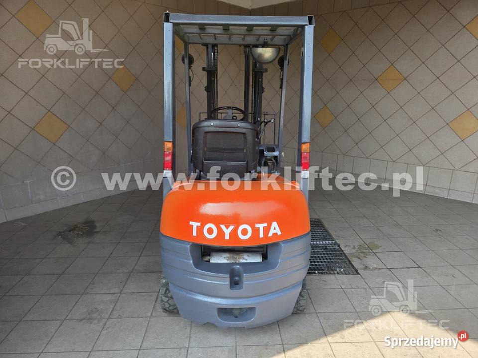Wózek Widłowy TOYOTA 6FD15 Przesuw boczny TOYOTA Lędziny