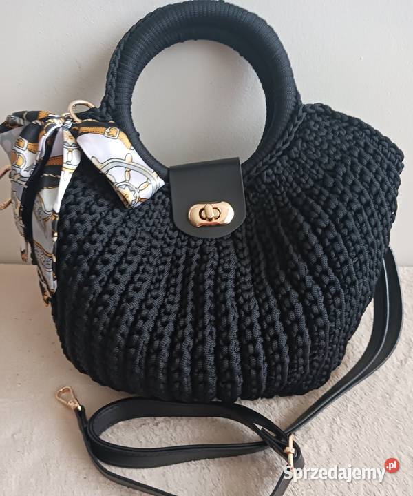 Sprzedam czarny klasyk torebkę Janowo
