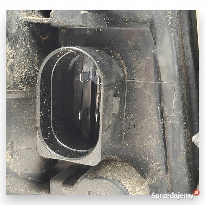 LAMPA PRAWA Audi A4 B7 sedan 0408 tylna tylnia Lampy tylne Chełm