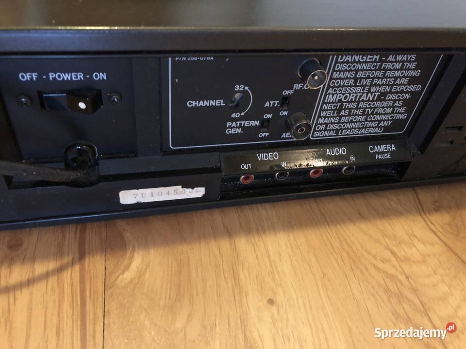 Schneider SVC246 RC video magnetowid Niemiecki