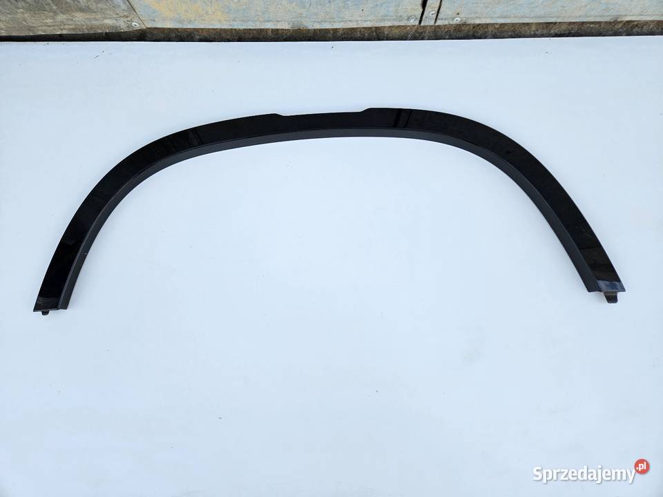 LAND ROVER DEFENDER L663 LISTWA BŁOTNIKA LEWY Międzychód