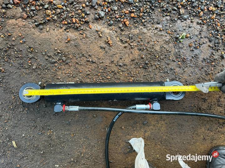 Siłownik hydrauliczny dwustronnego działania Części maszyn i innych pojazdów Antonie