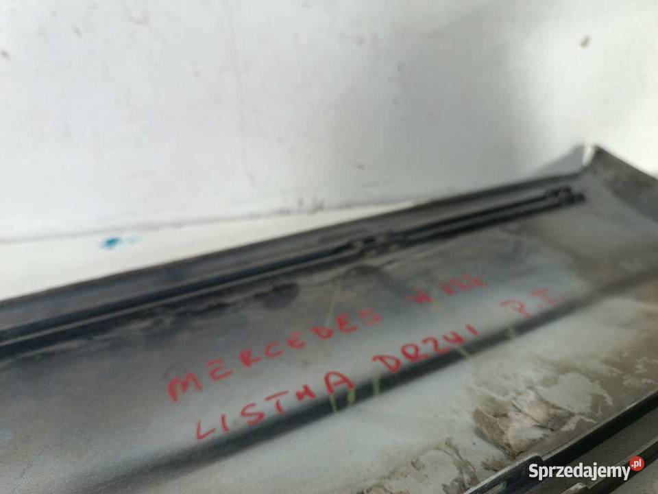 LISTWA DRZWI PRAWY TYŁ MERCEDES 124 A1246900840 sprzedam