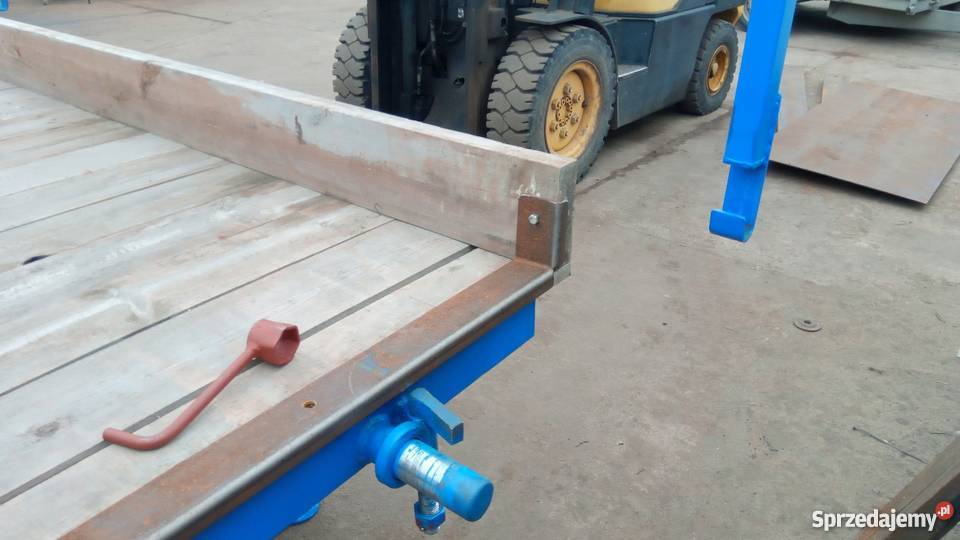 Forma stalowa do produkcji słupków do siatki 32