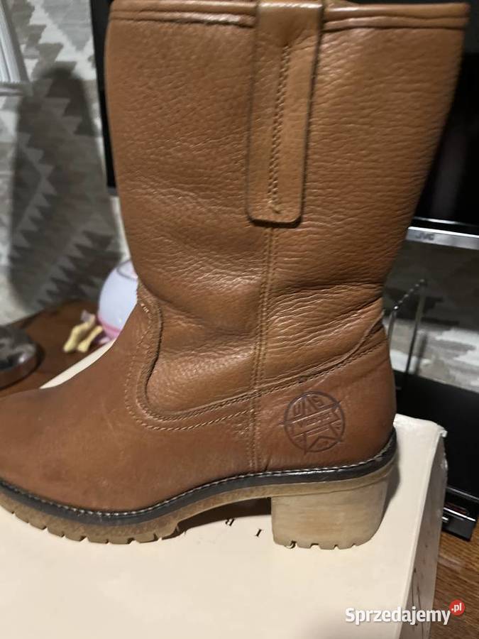 Kozaczki Wrangler koloru Camel skóra obcas śląskie Chorzów