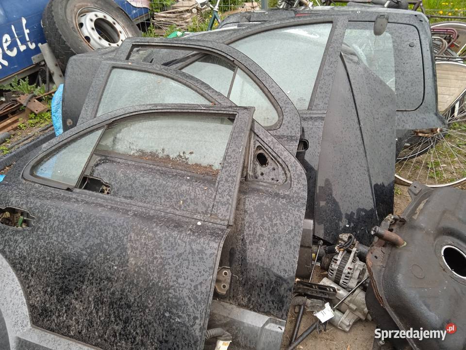 Kia Sorento maska klapa tylna drzwi bak paliwa