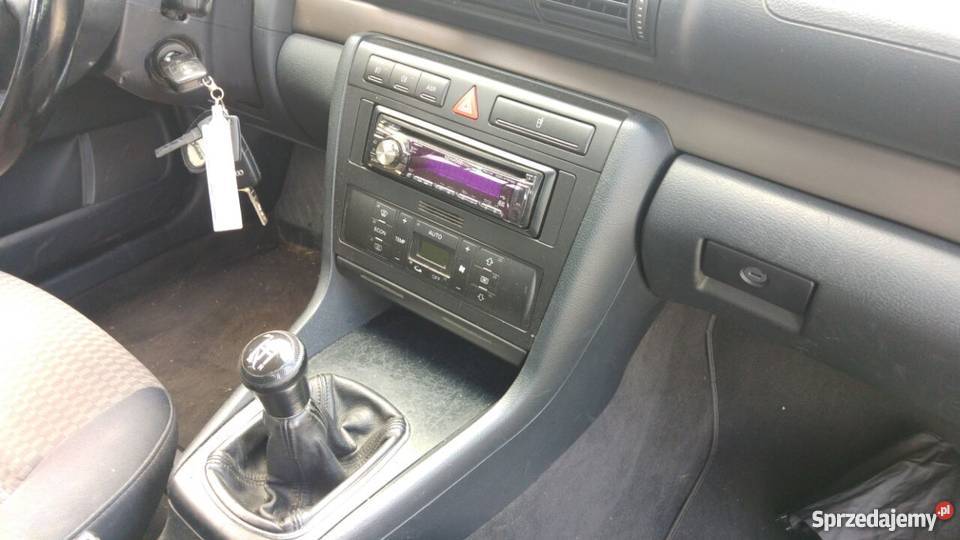 Audi a4 b4 lift diesel 2001r hak manualna Nowy Targ