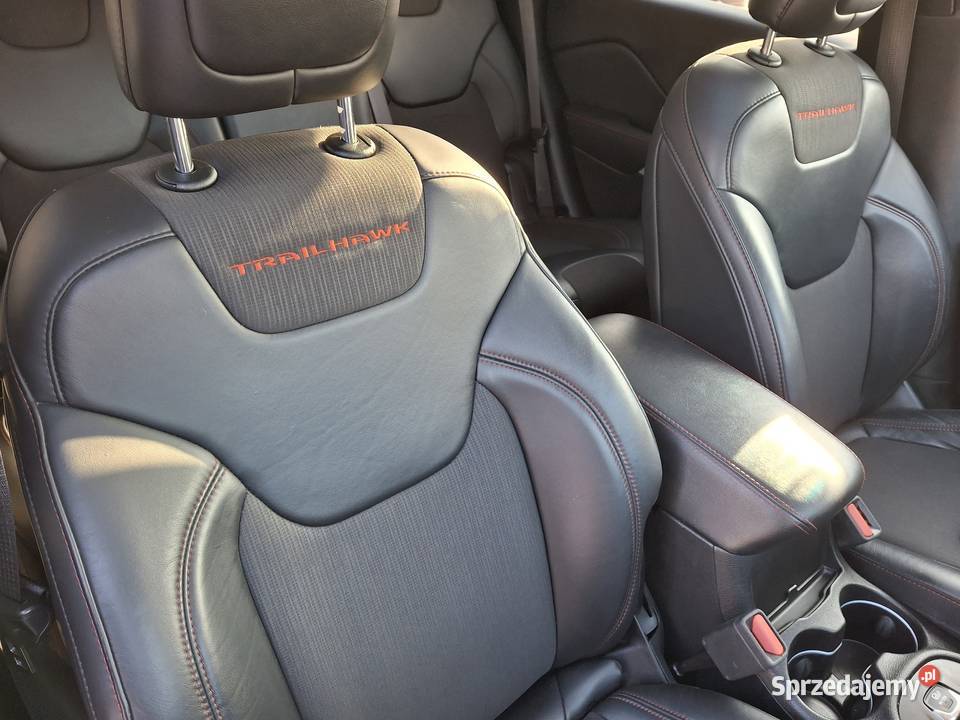 Jeep cherokee KL TRAILHOWK 32 4x4 automatyczna Turobin