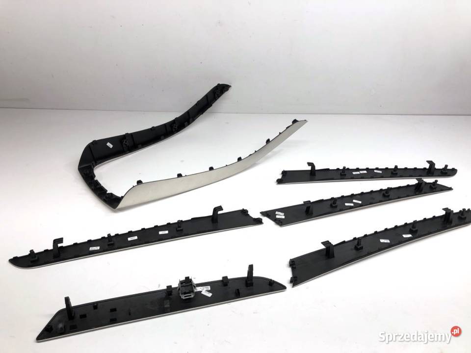 LISTWY DEKOR AUDI A4 B8 8K0863305 Kombi 0715