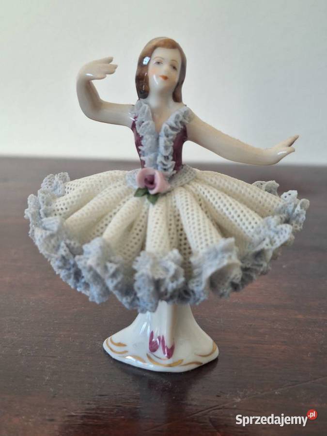 Figurka porcelanowa Dresden koronkowa dama Porcelana i szkło pomorskie Gdańsk