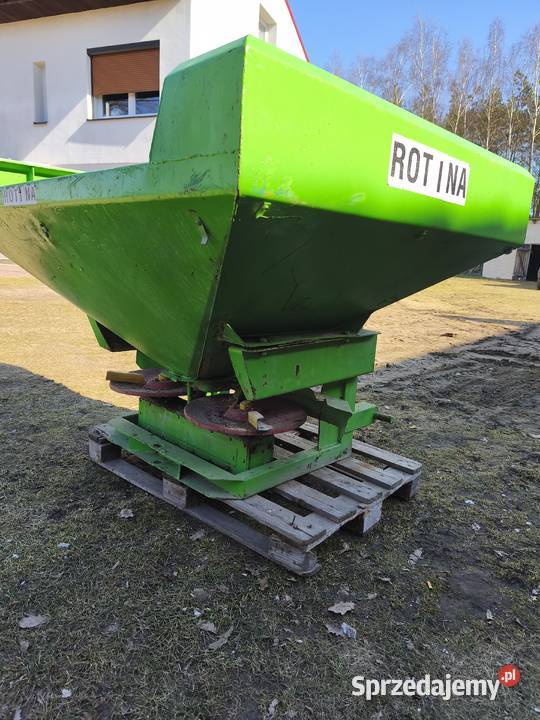 Rozsiewacz dwutalerzowy Rotina 14 16 metrów nieuszkodzony